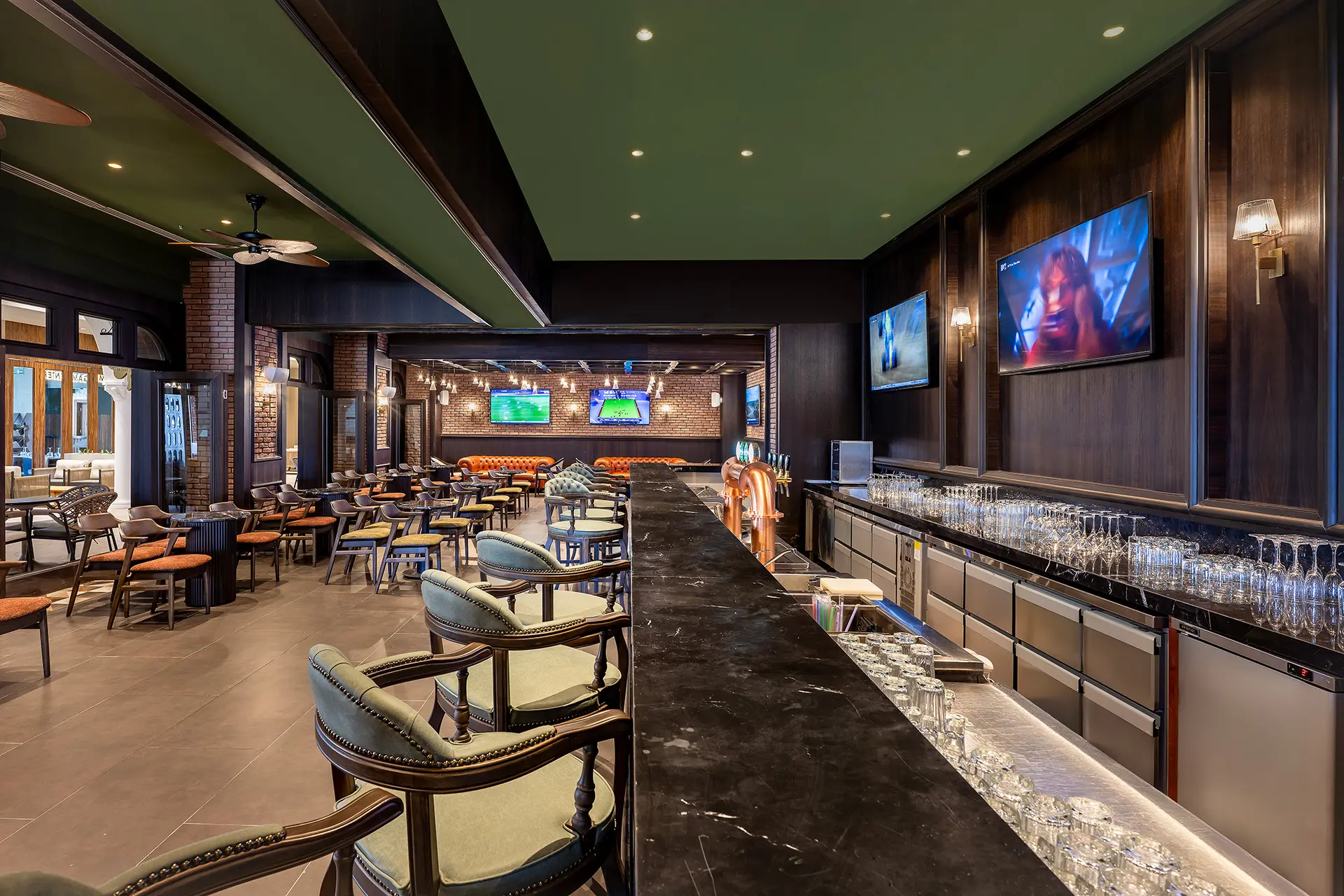 Shamrock Irish Pub